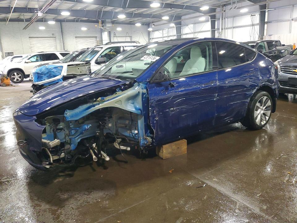 2023 TESLA MODEL Y — VIN 7SAYGDEE9PF674673
