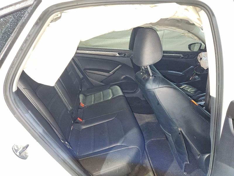 1VWGT7A3XHC023414