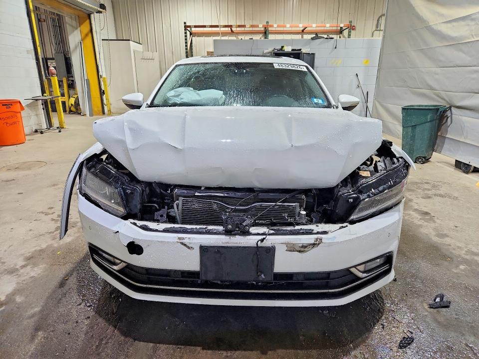 1VWGT7A3XHC023414