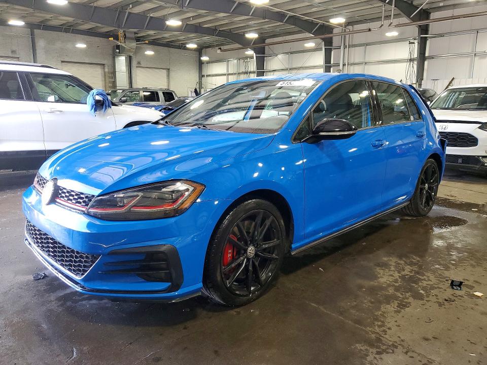 3VW5T7AU9KM008697