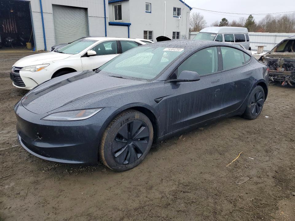 2025 TESLA MODEL 3 — VIN 5YJ3E1EB8SF884532