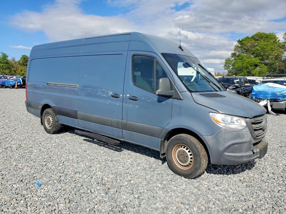 WD4PF1CDXKP138923