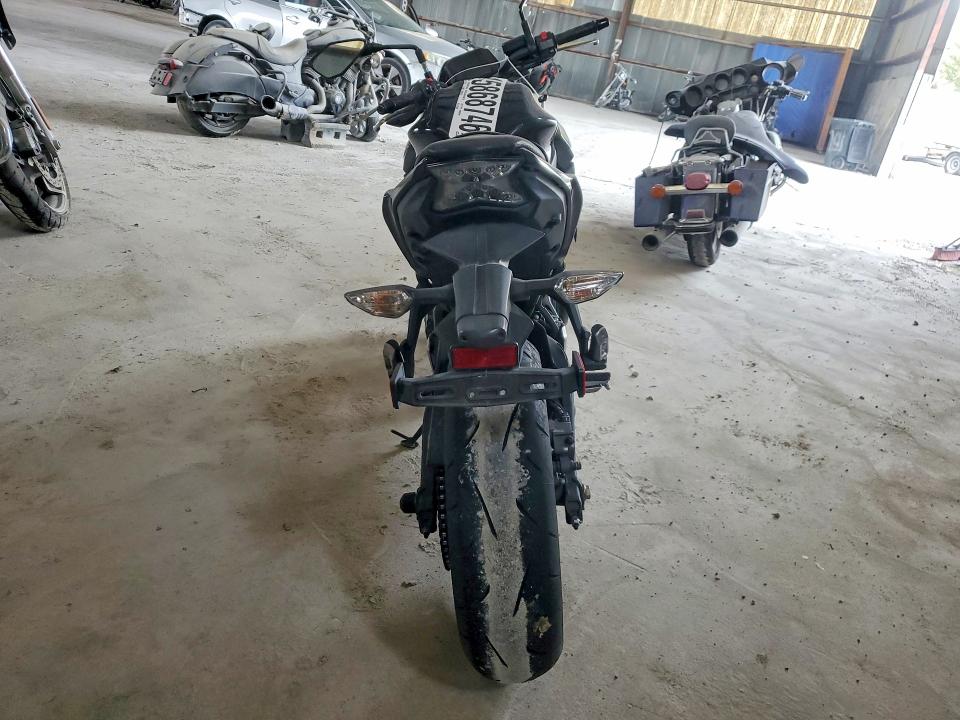 ML5EREK17LDA19699