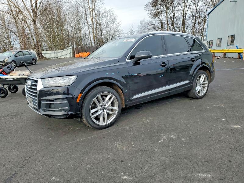 2017 AUDI Q7 — VIN WA1VAAF79HD015995