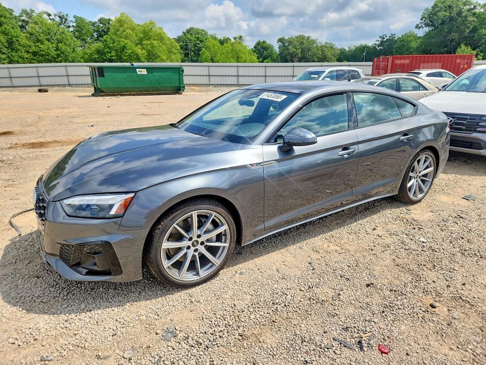 WAUDACF52SA015998