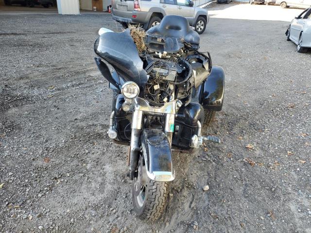 1HD1MAF16LB857400