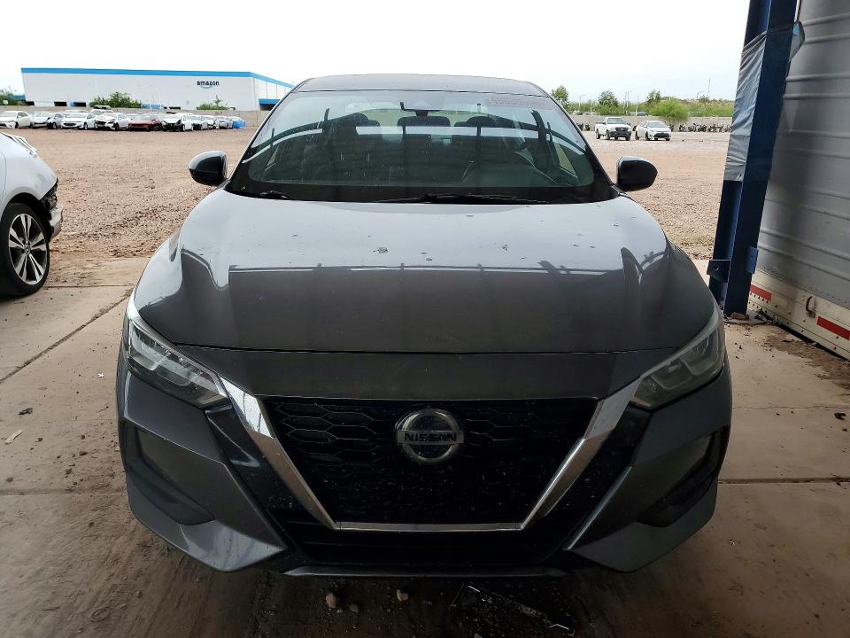 3N1AB8CV5MY215067