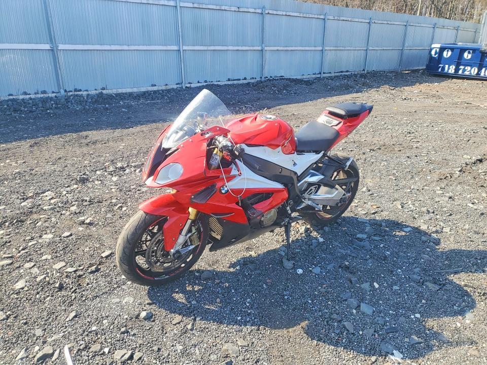 WB10D2100GZ354215