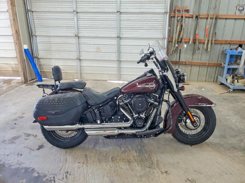 1HD1YAJ10JC033136