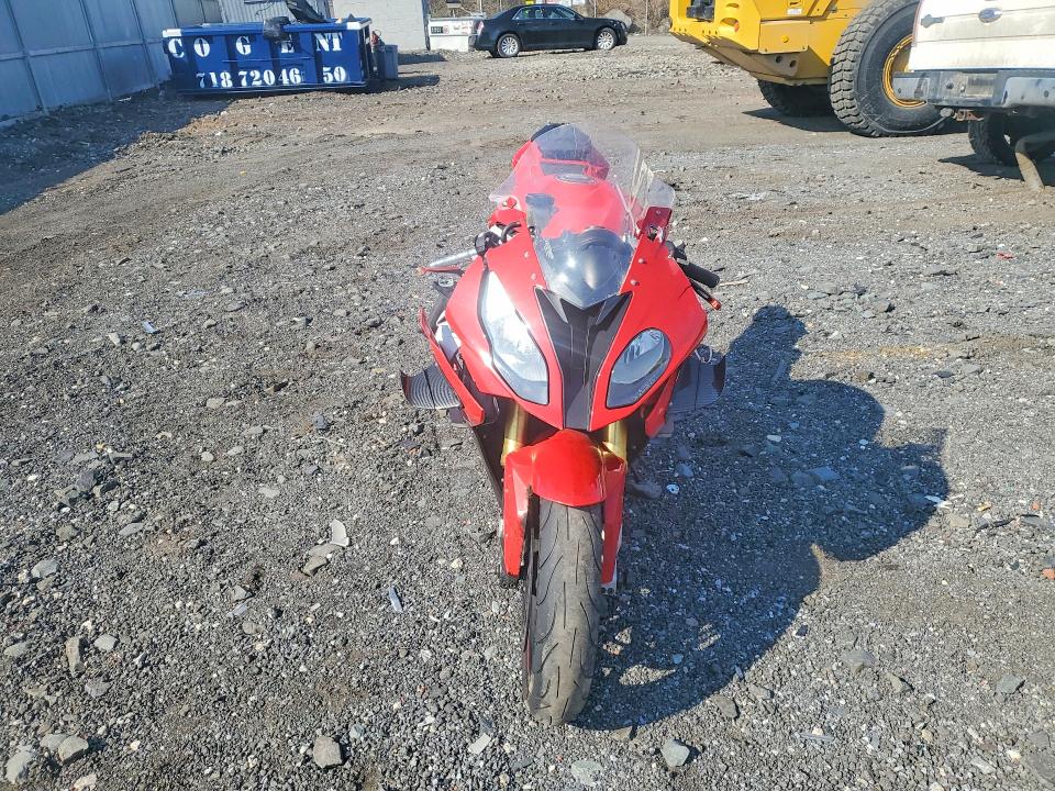 WB10D2100GZ354215