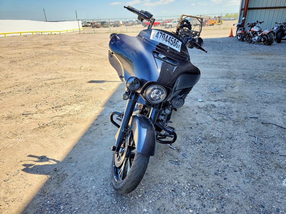 1HD1PXL19LB955092
