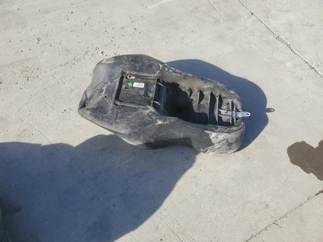 1HD1TCL19NB950871