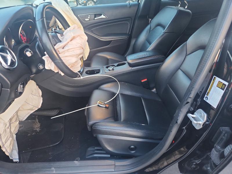WDCTG4EB5JJ406551