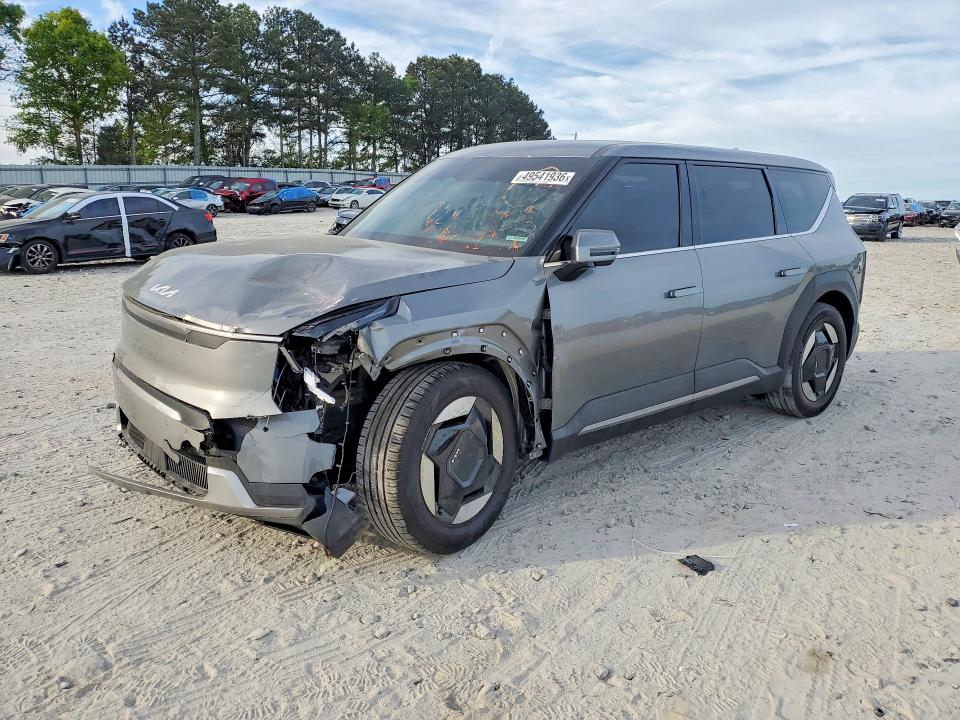KNDAB5S19R6020629