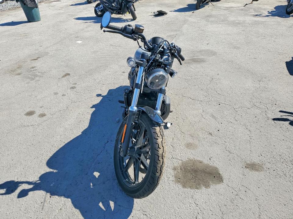 MLY1ZH118SS311602
