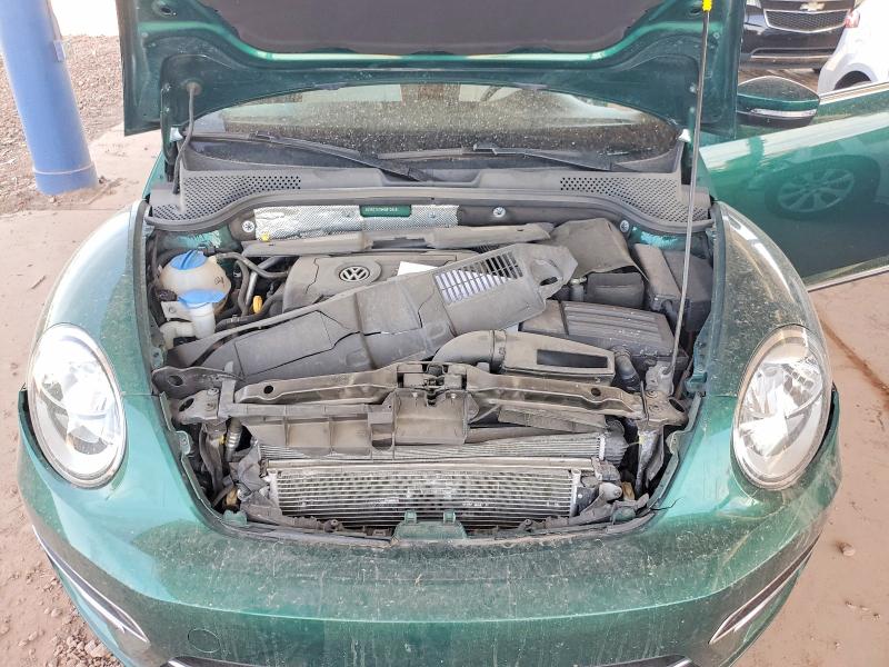 3VW517AT8HM812849