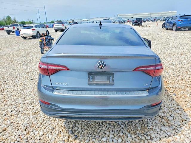 3VW7M7BUXPM054602