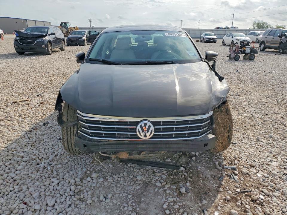 1VWLA7A35KC006631