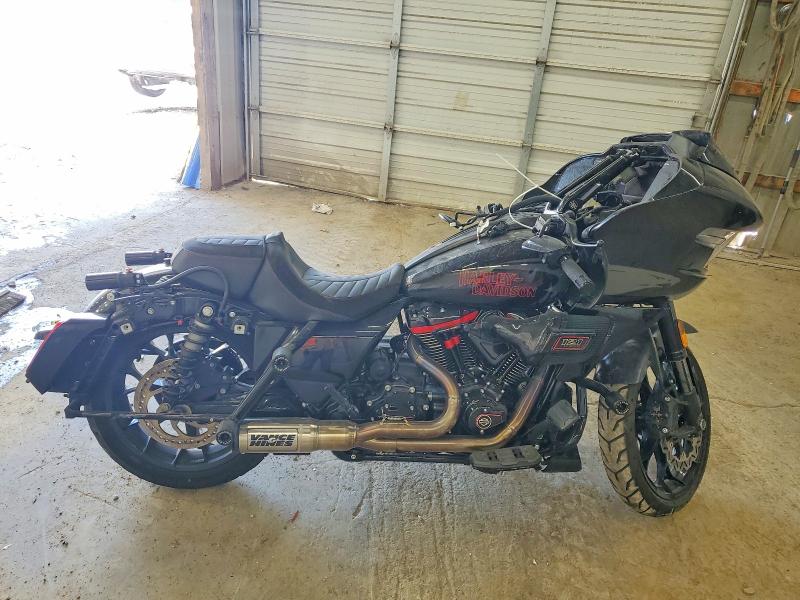 1HD1TL811RB962933