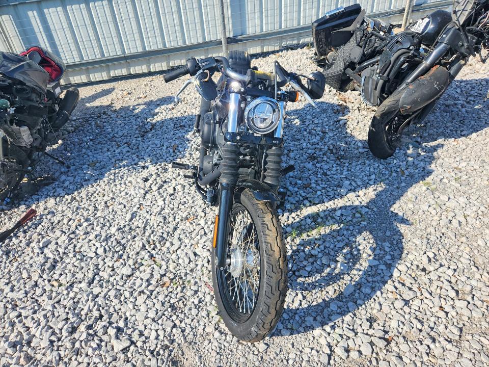 1HD1YJJ17LB077403