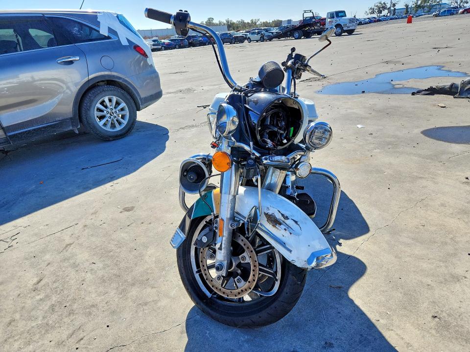 1HD1FHP10LB635002