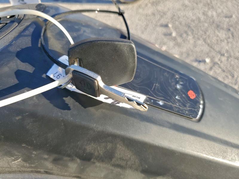 1HD1ZES11NB312724
