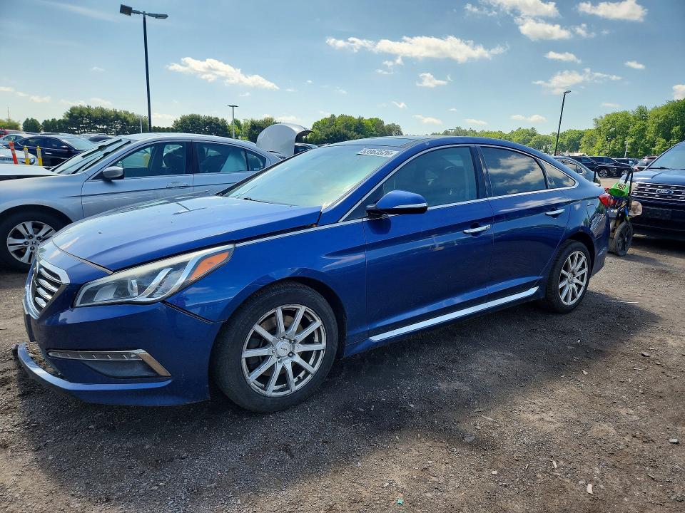 2015 HYUNDAI SONATA — VIN 5NPE34AF5FH045311