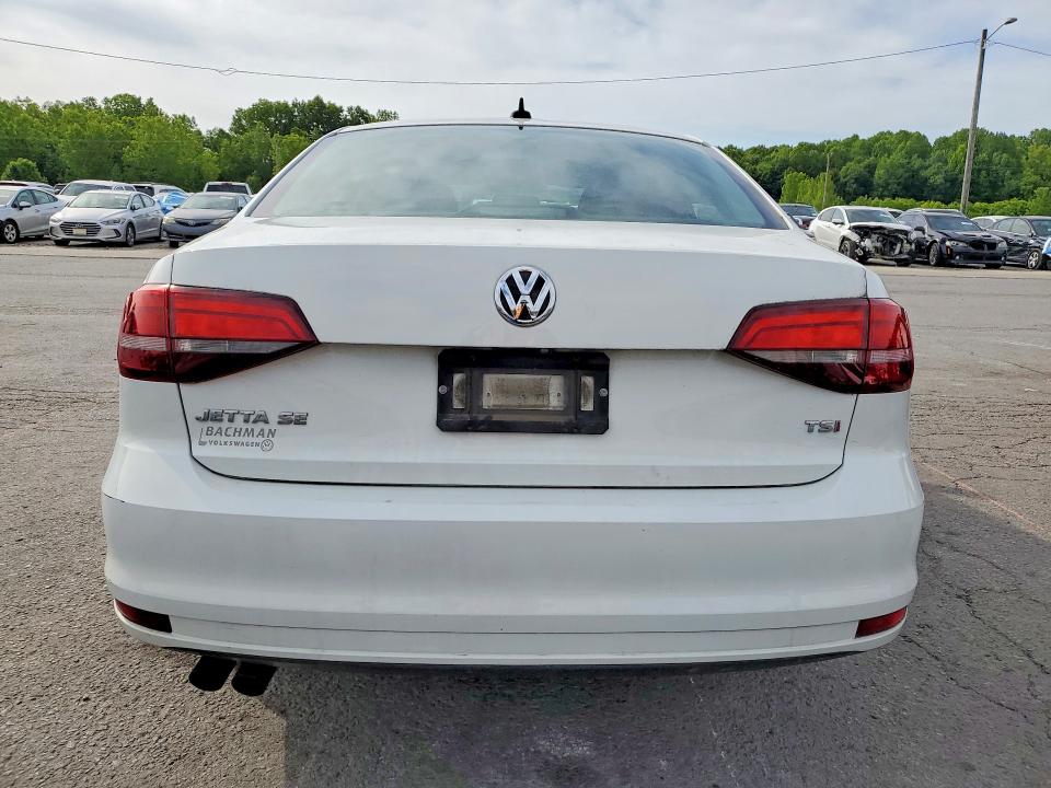 3VWB67AJ2JM204317