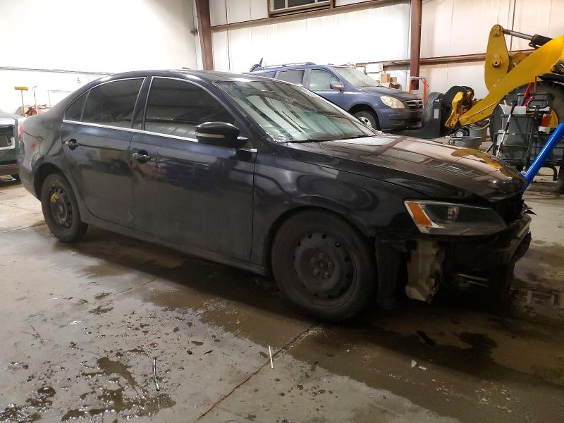 3VWDA7AJ3FM218595