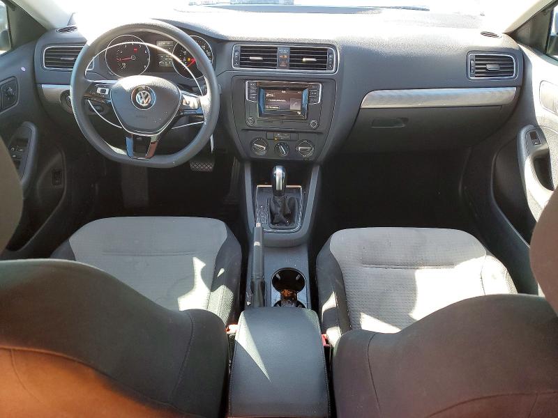 3VW2B7AJ2JM262536
