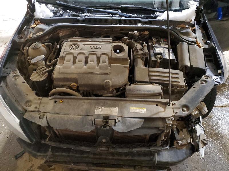 3VWDA7AJ3FM218595