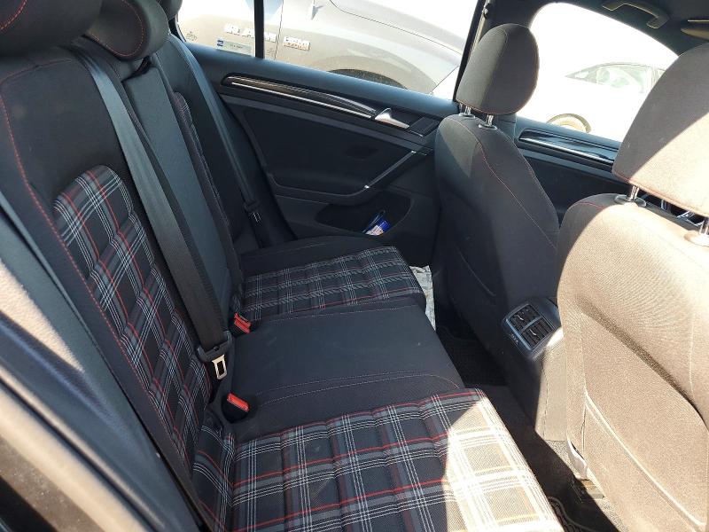 3VW447AU9HM068951