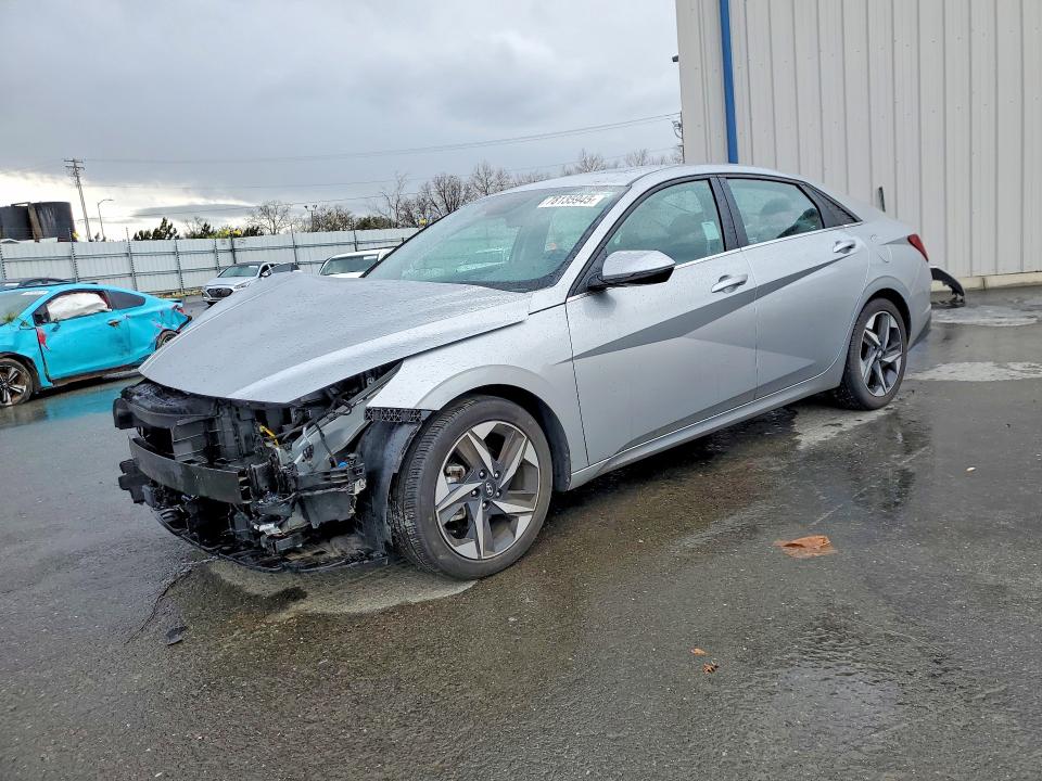 2022 HYUNDAI ELANTRA — VIN 5NPLP4AG3NH083705
