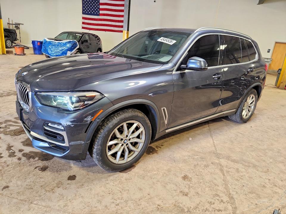 2021 BMW X5 — VIN 5UXCR6C06M9D87075
