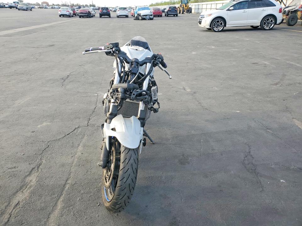 ML5EXGH15SDA57651