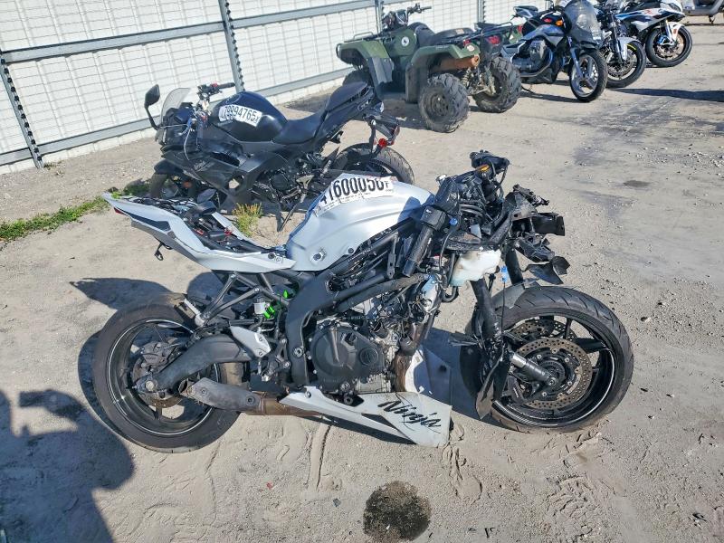 2025 KAWASAKI ZX400 — VIN ML5ZXCS11SDA41966