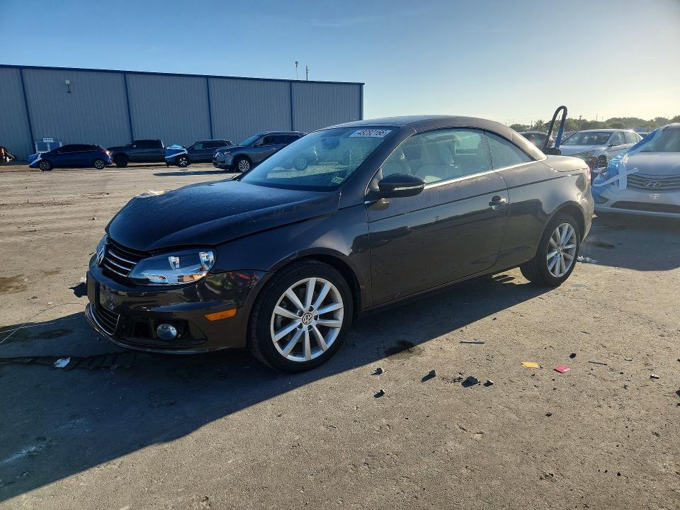 2015 VOLKSWAGEN EOS — VIN WVWBW8AH1FV003754