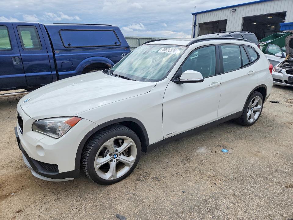 2015 BMW X1 — VIN WBAVM5C56FVV93953