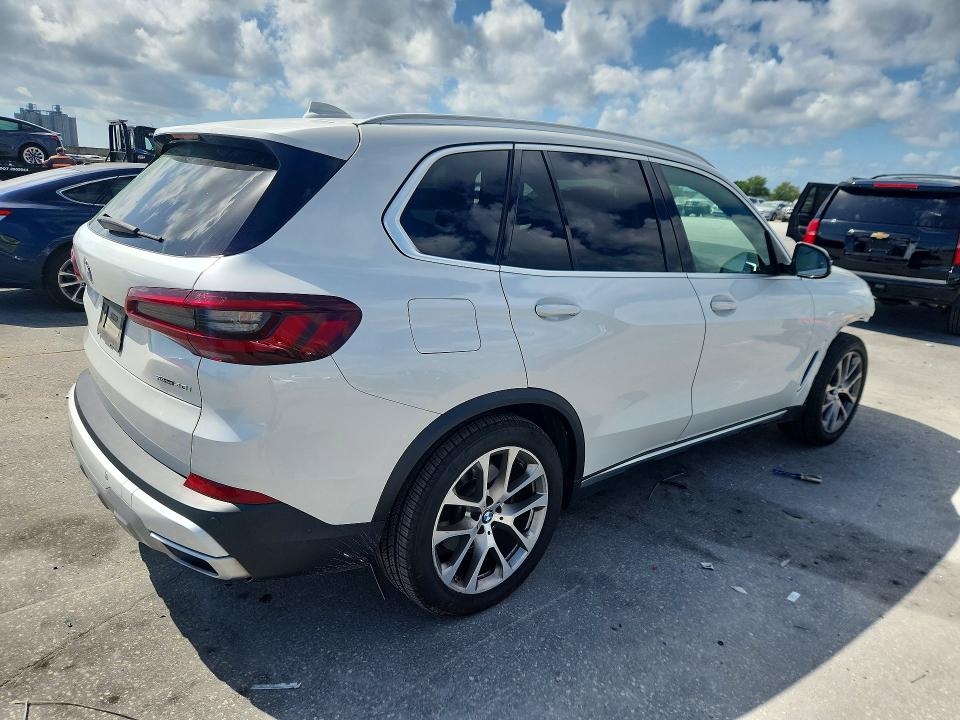 5UXCR4C01M9H71981