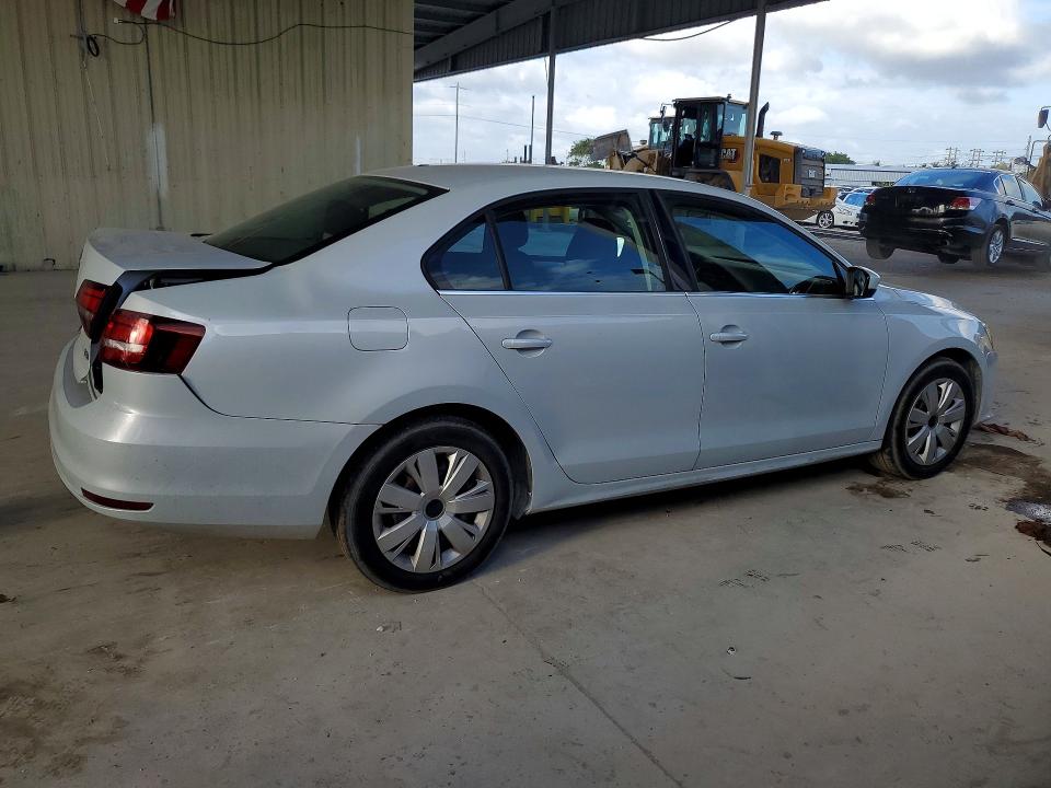 3VW2B7AJ0HM374200