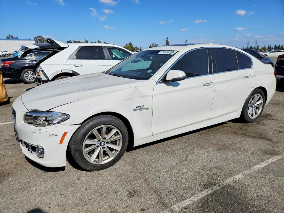 2016 BMW 528 — VIN WBA5A5C56GD526477
