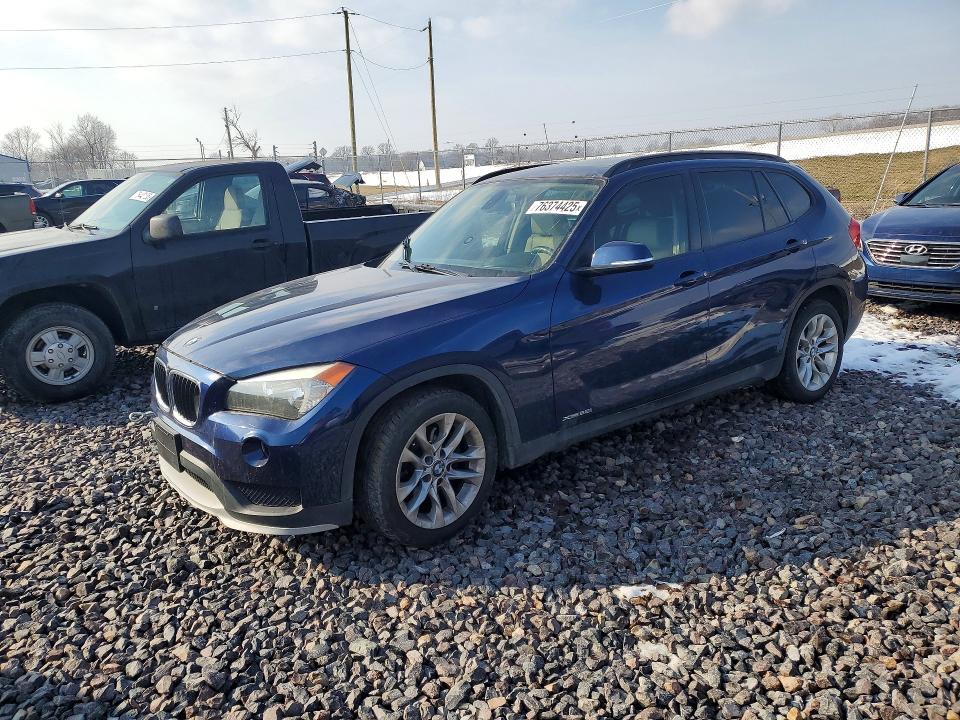 2015 BMW X1 — VIN WBAVL1C5XFVY27460