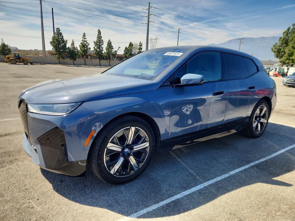 2023 BMW IX — VIN WB523CF0XPCM86507