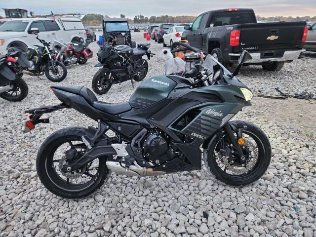 2025 KAWASAKI EX650 — VIN ML5EXEP15SDAE2102