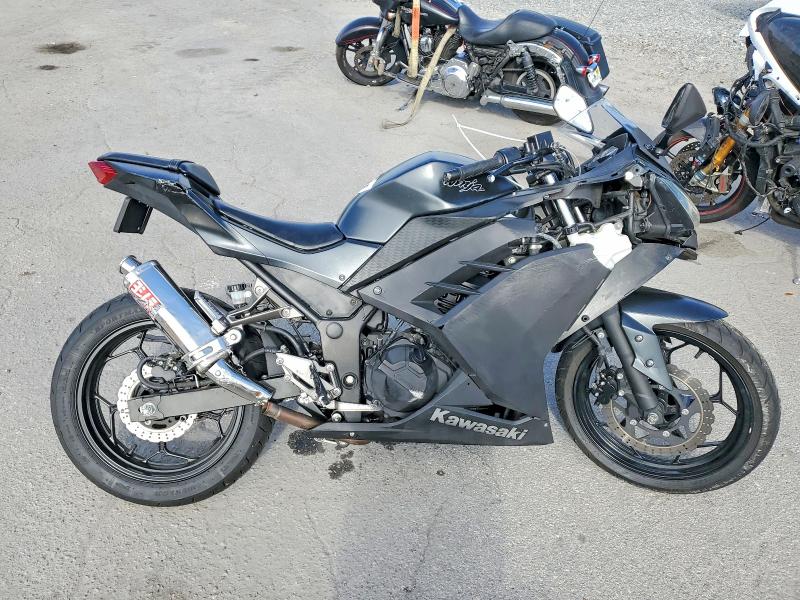 2016 KAWASAKI EX300 — VIN JKAEX8A12GDA27451