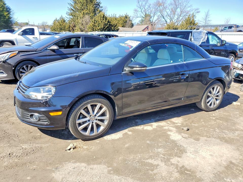 2016 VOLKSWAGEN EOS — VIN WVWBW8AH3GV000954