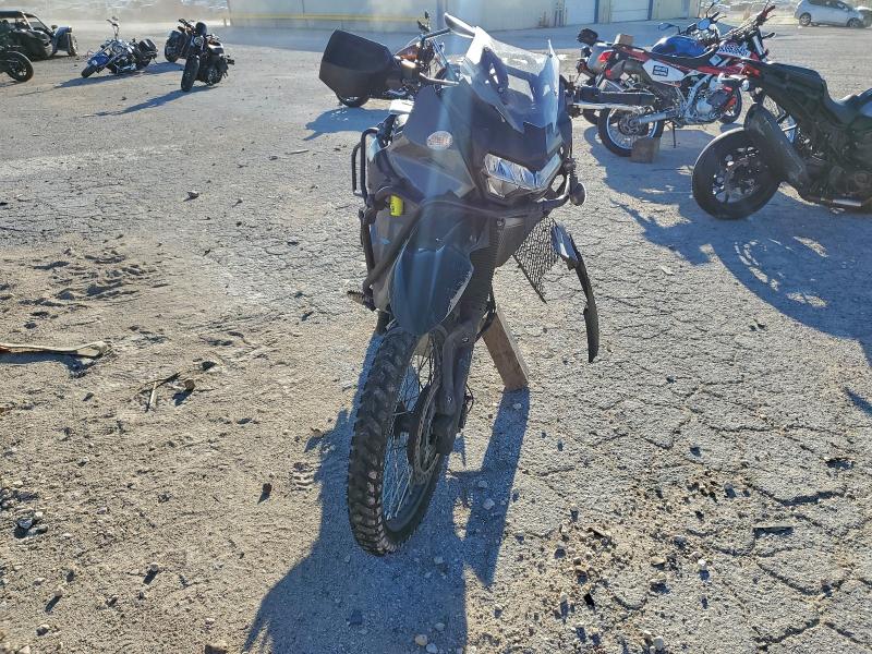 ML5KLEK19PDA21738