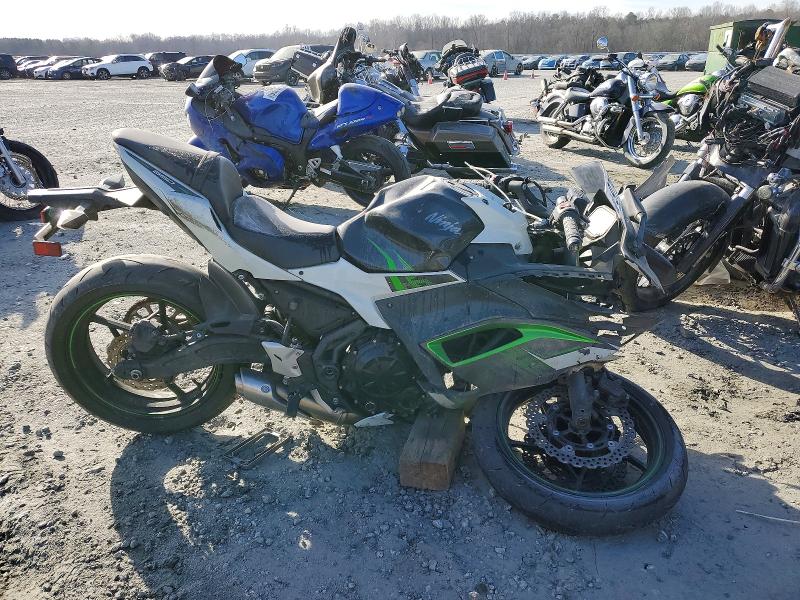 2022 KAWASAKI EX650 — VIN ML5EXEN13NDA66832
