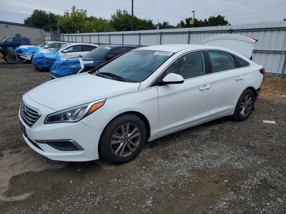 2017 HYUNDAI SONATA — VIN 5NPE24AFXHH571911