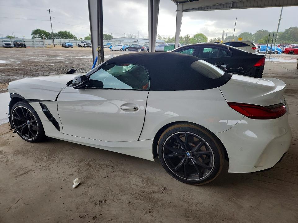 WBAHF3C02PWY15707